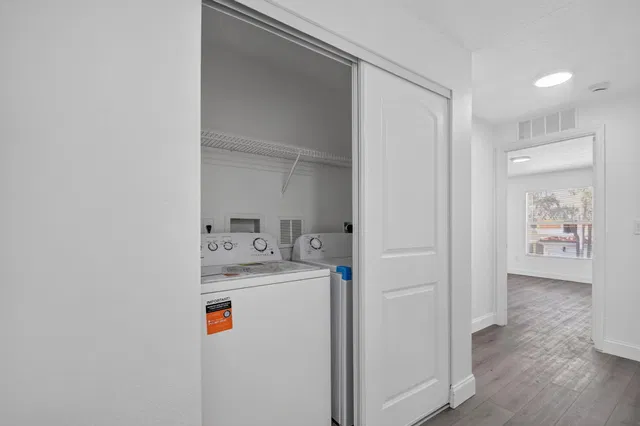 Residence photo 31