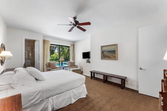 Windsor Way Residence photo 19