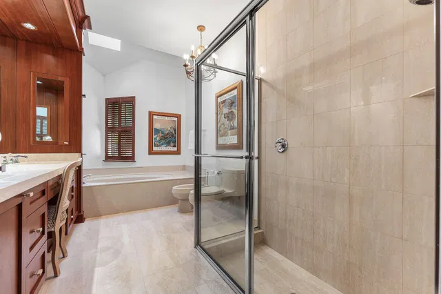 Windsor Way Residence photo 23