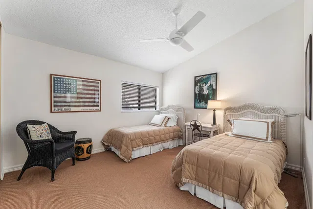Windsor Way Residence photo 30