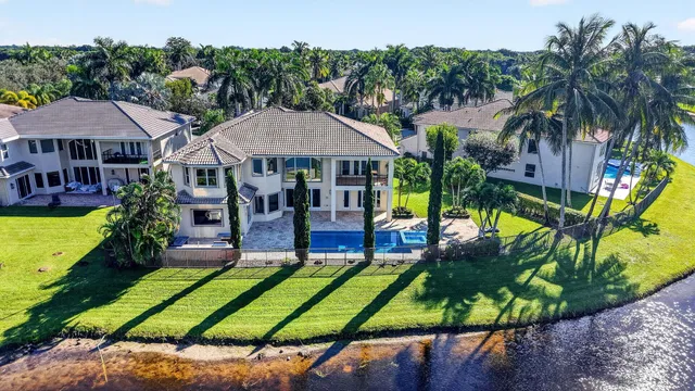 Saturnia Isles Residence photo 2