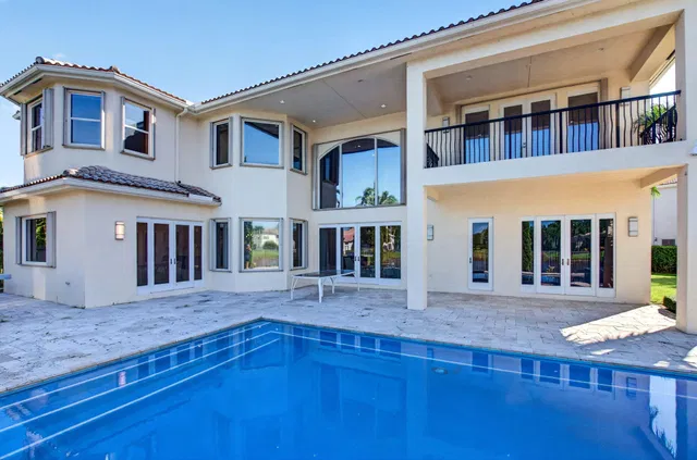 Saturnia Isles Residence photo 3