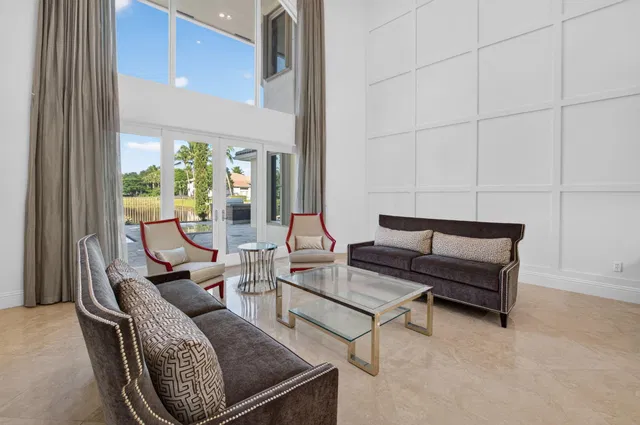 Saturnia Isles Residence photo 9