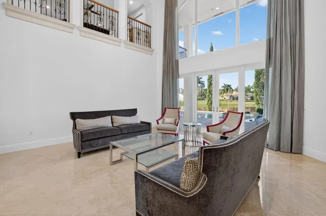 Saturnia Isles Residence photo 10