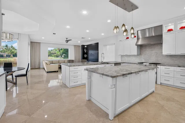 Saturnia Isles Residence photo 21