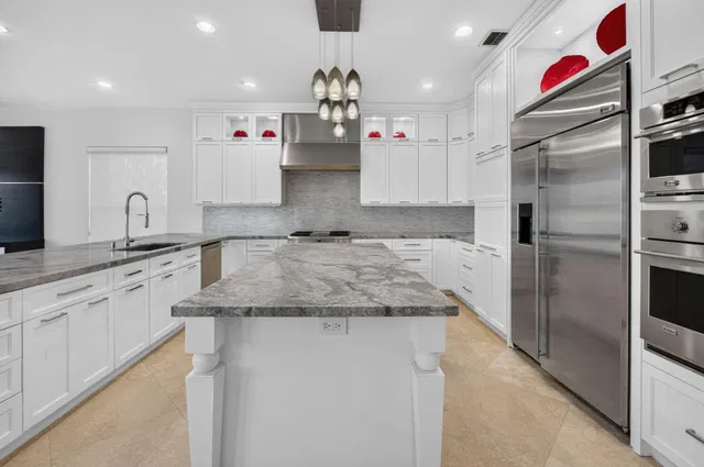 Saturnia Isles Residence photo 22
