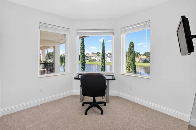 Saturnia Isles Residence photo 45