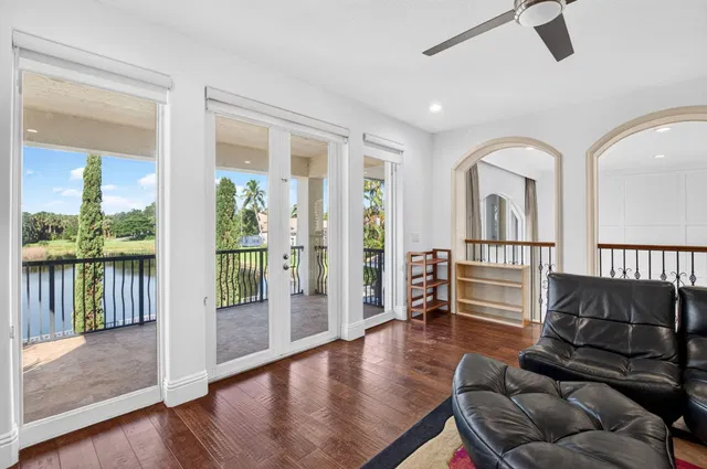 Saturnia Isles Residence photo 54