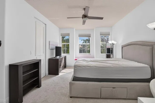 Saturnia Isles Residence photo 61