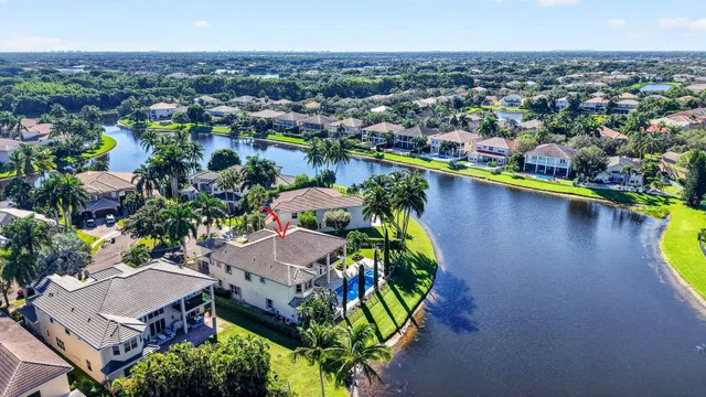 Saturnia Isles Residence photo 92