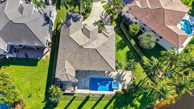 Saturnia Isles Residence photo 94