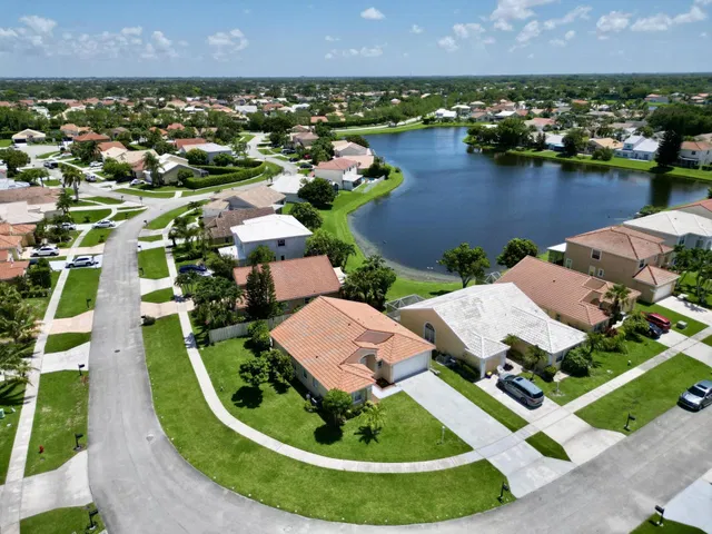 Residence photo 2