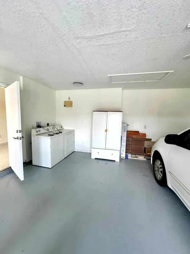 Residence photo 14