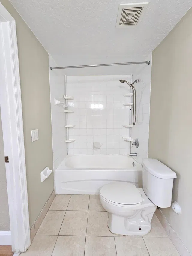 Unit 311 photo 19