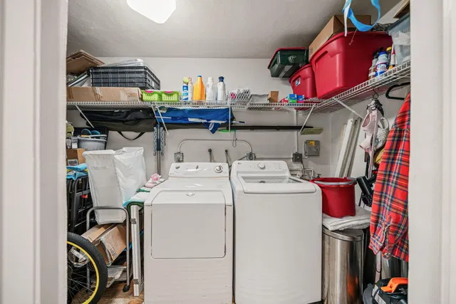 Unit 93 photo 17