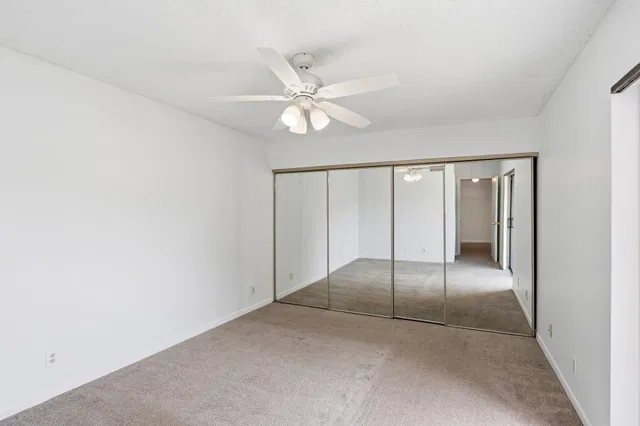 Unit C photo 16