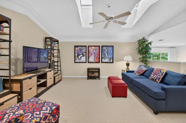 Residence photo 34