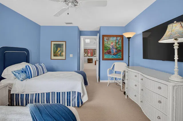 Residence photo 36