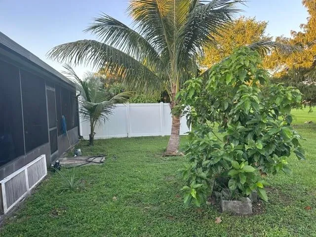 Residence photo 3