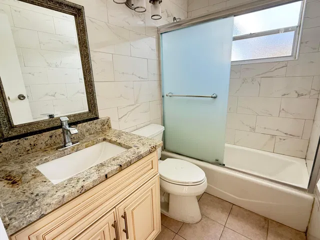 Residence photo 8