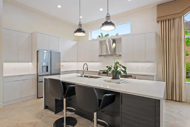 Residence photo 11