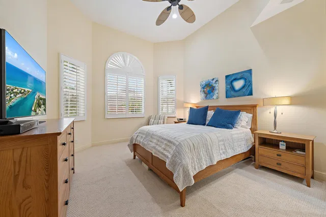 Residence photo 22