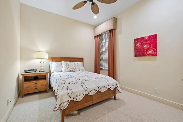 Residence photo 25