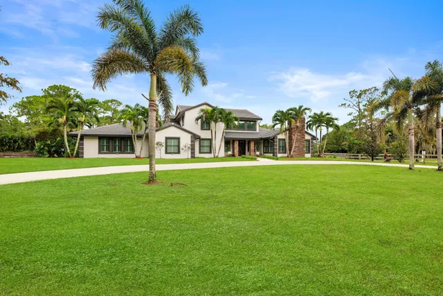 Residence photo 3