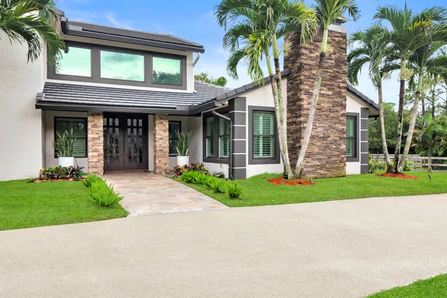 Residence photo 5