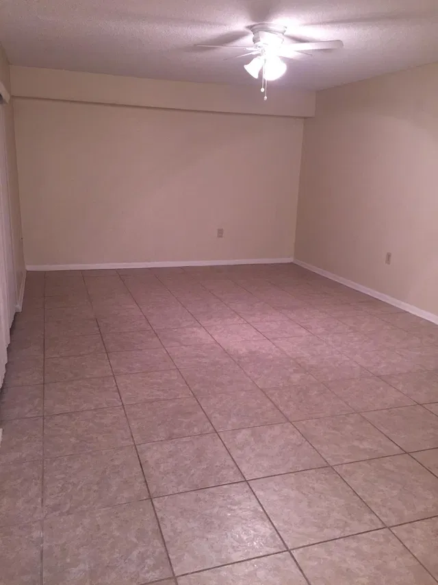 Residence photo 9