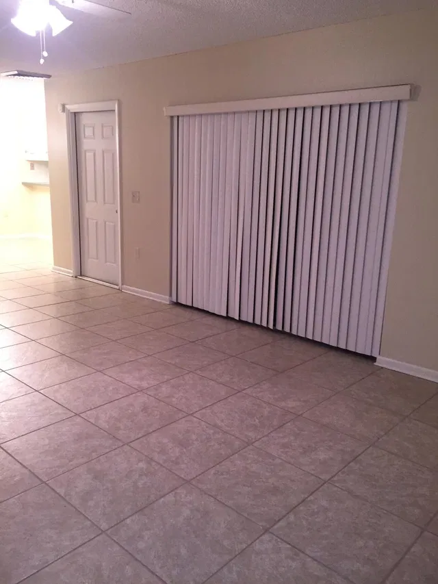 Residence photo 13