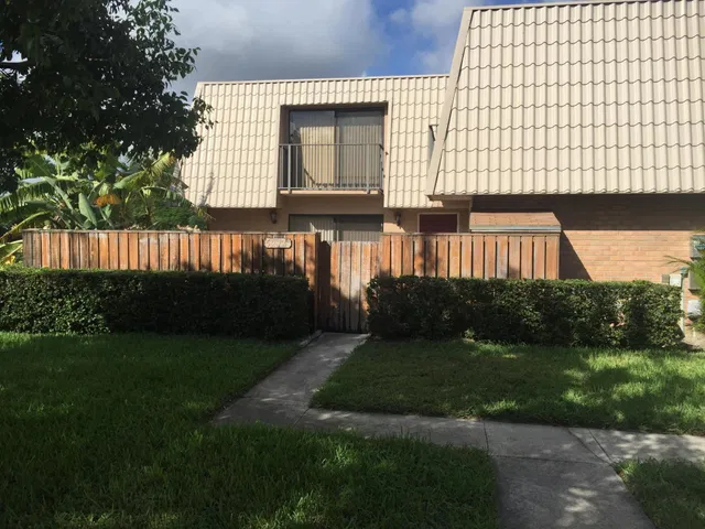 Residence photo 26