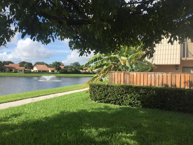 Residence photo 28