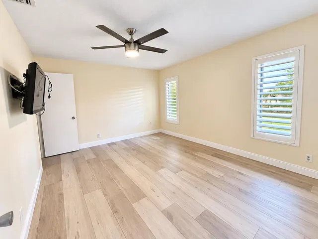 Unit 2114D photo 8
