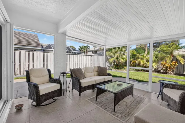 PGA National Palm Beach Gardens Residence photo 22