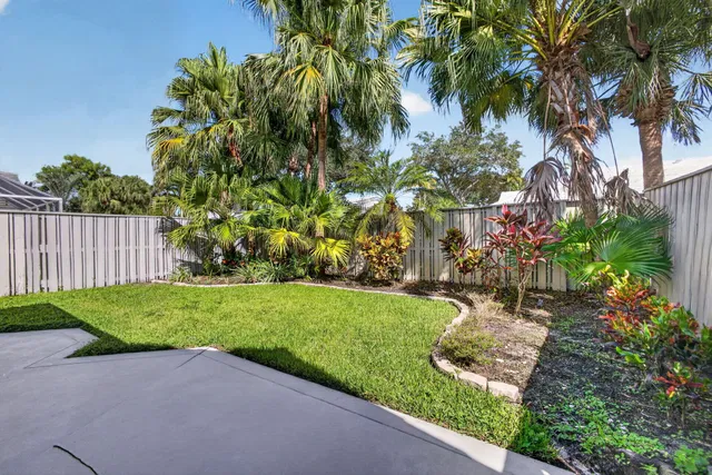 PGA National Palm Beach Gardens Residence photo 23