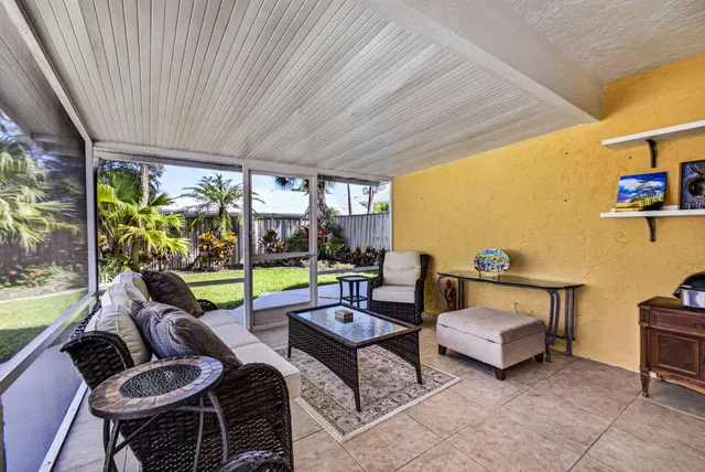 PGA National Palm Beach Gardens Residence photo 27