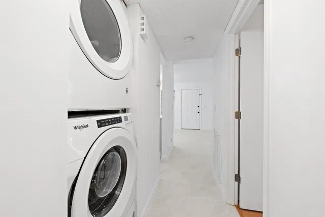 Residence photo 9