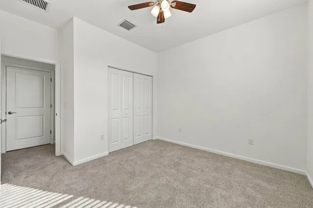 Residence photo 17