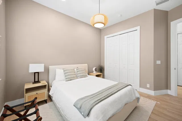 Residence photo 26
