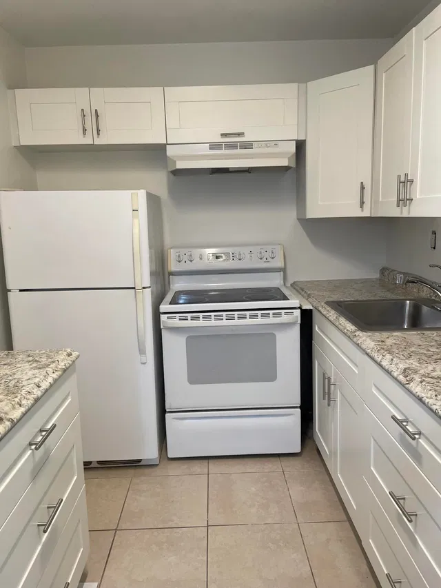 Residence photo 2