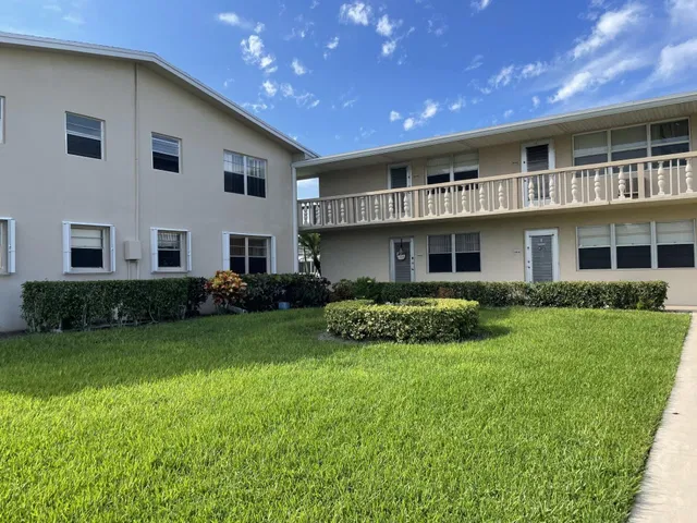 Residence photo 15