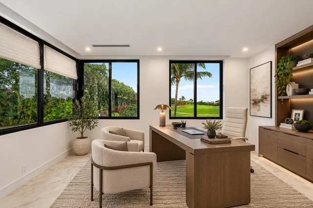 St. Andrews Country Club Residence photo 17