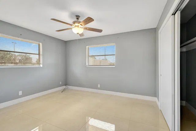 Residence photo 10