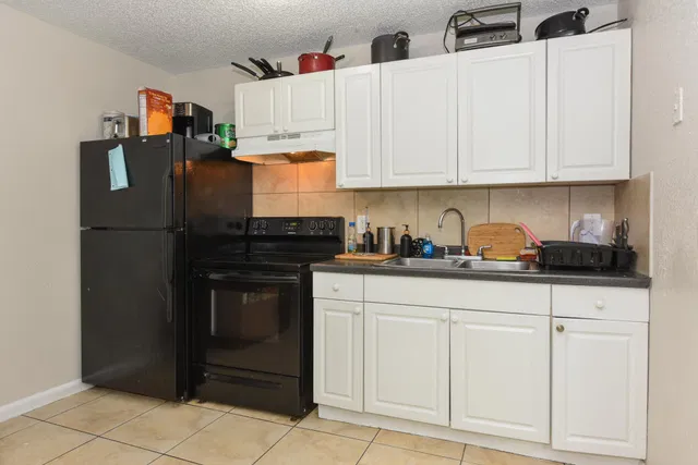Residence photo 9
