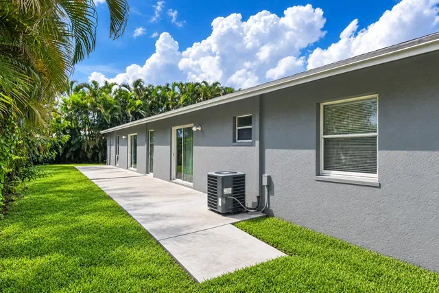 Residence photo 33