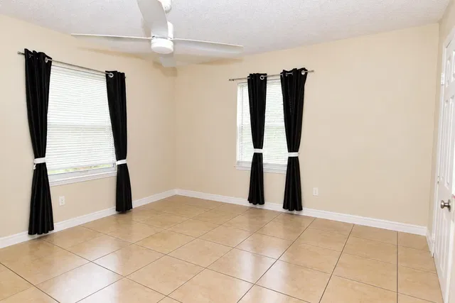 Residence photo 35
