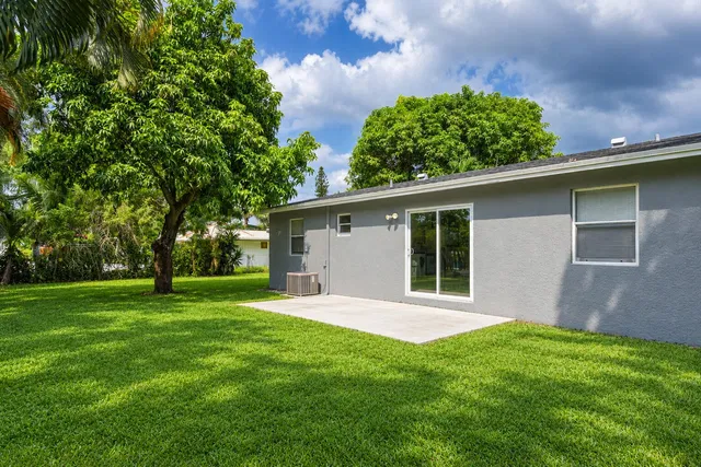 Residence photo 42