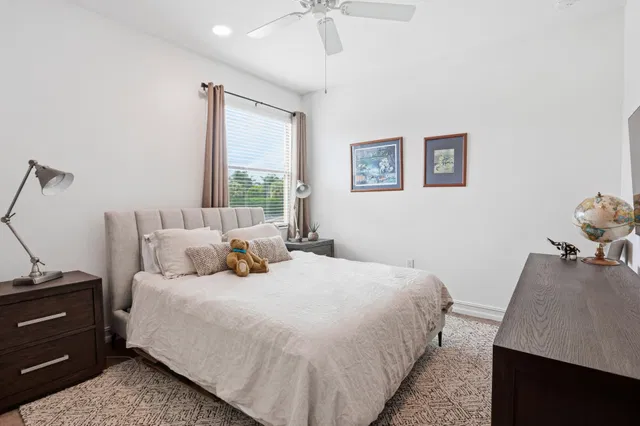 Residence photo 24