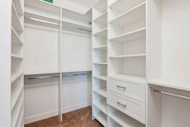 Residence photo 25